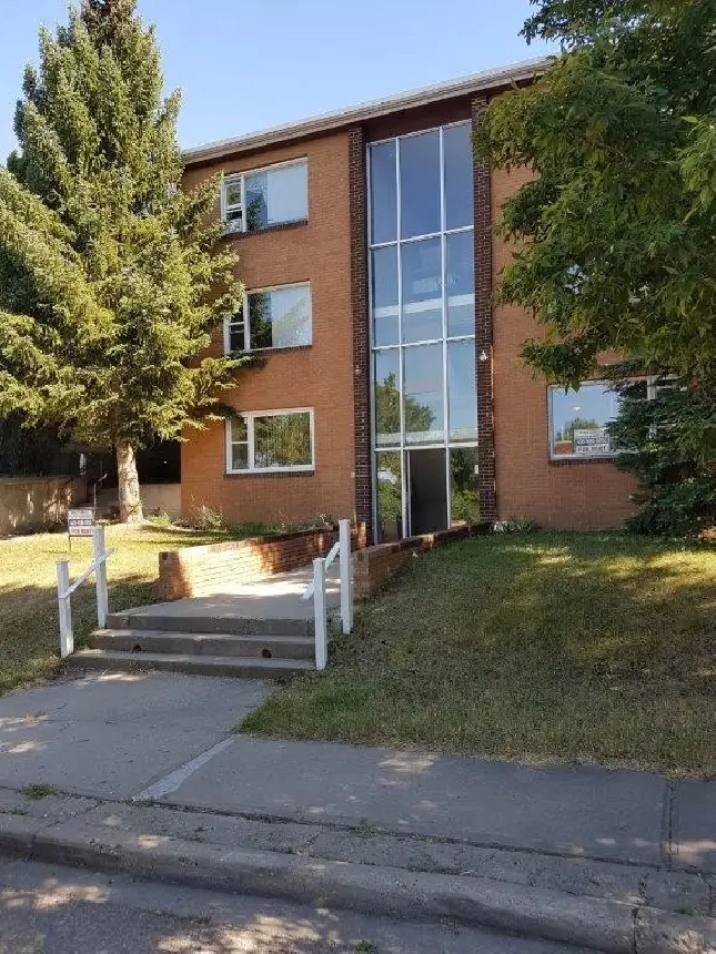 2 bedroom apartment - close to downtown