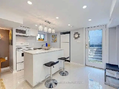 1 Bedroom Basement for Lease – The Beaches/Kingston Rd