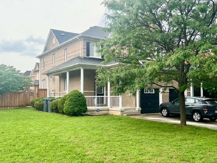 LEGAL BASEMENT APARTMENT FOR LEASE - CHURCHILL MEADOWS!