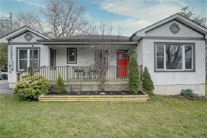 1 Bed/ 1 Bath Apartment for Rent