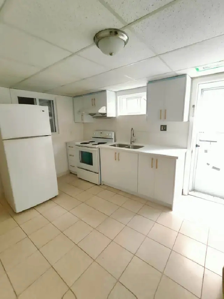 Two Bedrooms apartment basement at Markham
