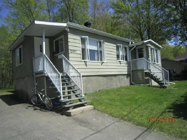 2 maisons a louer .Vous chercher la tranquillité petite foret de