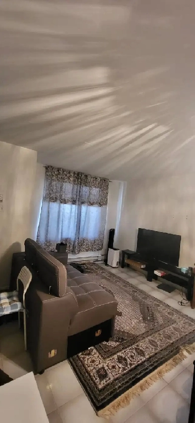 Appartement 3 1/2 disponible a louer Montréal-Nord