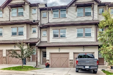 Townhouse For Sale, Cochrane