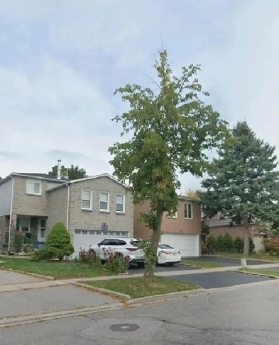 Large basement apartment for rent. Pickering, Brock & Major Oaks