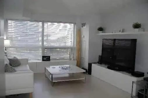 Furnished Bachelor at College Park  763 Bay Street