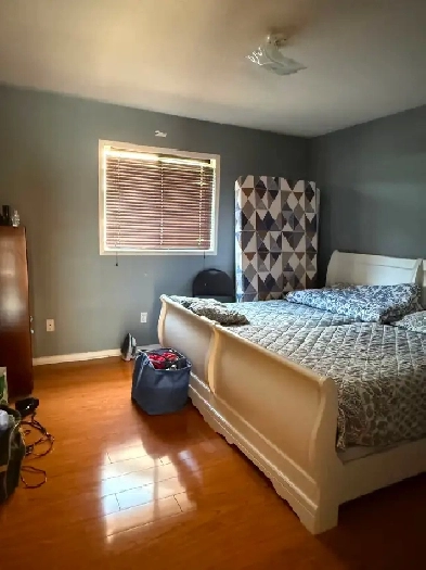 room available in houses
