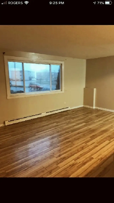 2 bedroom apartment for rent Sept 1 west side (heat included)