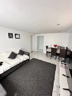 ONE BEDROOM APARTMENT
