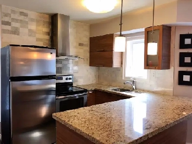 $4,350 / 3 bedroom 2 bath (1,250 sf) Little Italy