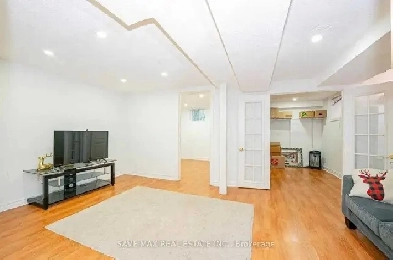 beautiful 2 bedroom basement in Lisgar, Mississauga