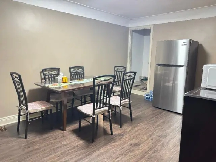 Rental rooms for Mcmaster students