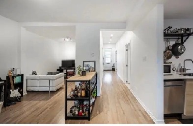 Renovated 2 bedrooms with appliances near Canal Lachine