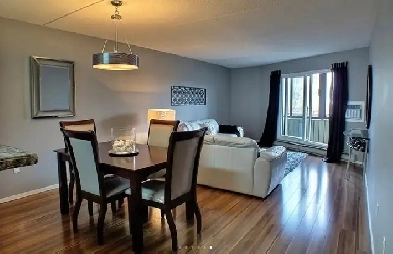 Beautiful one bedroom apartment near UofM available Sept 1