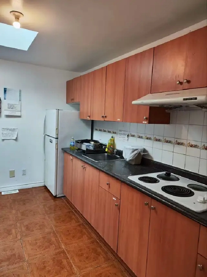 Master Room For Rent $1000