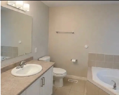 A master bedroom, big closet and washroom