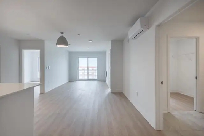 1 month free. 2 bedroom apartment in Pointe-Claire for rent