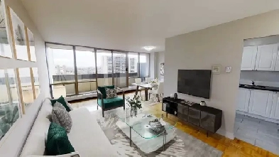 Private Room available in our 2-BedRoom Apt near York University