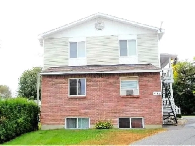 IMMACULATE, RENOVATED, QUIET 2 B/R APT FOR RENT IN L'ORIGNAL