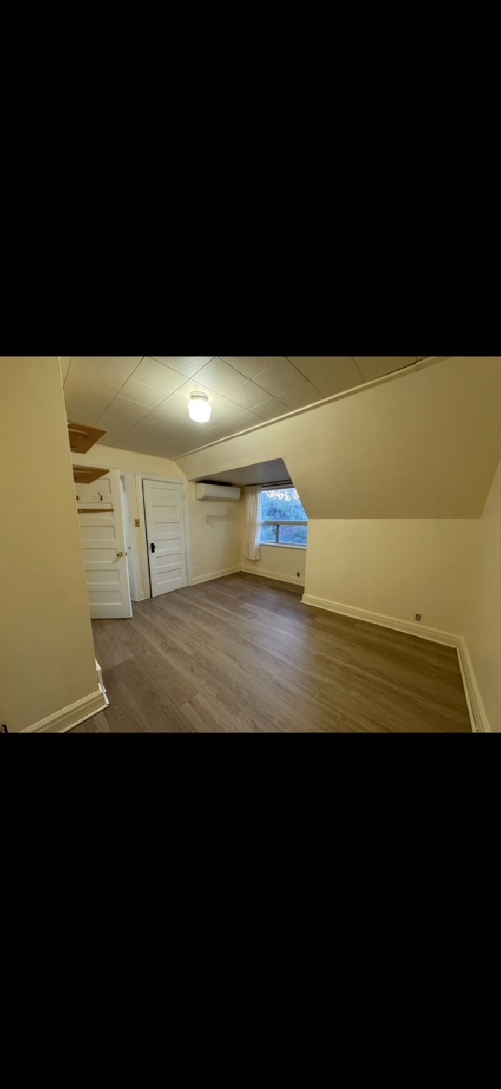 One bedroom apartment for rent in Toronto