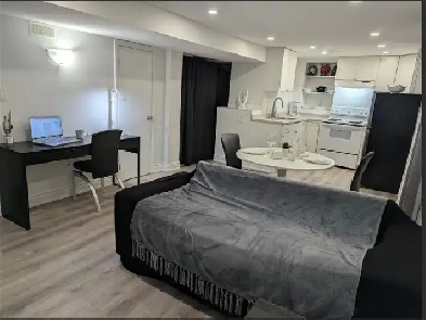 SHORT TERM FURNISHED PRIVATE APARTMENT TORONTO