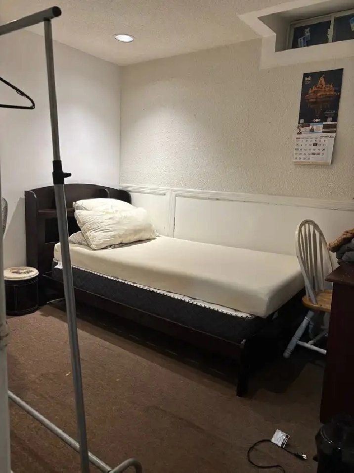 Private rooms for rent