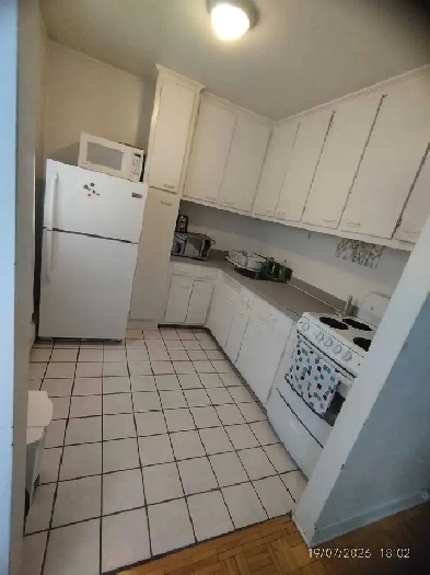 one bedroom apartment all included furnished