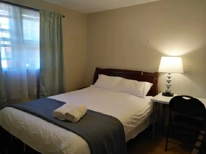 Private Furnished bedroom 401/404 Sheppard/Pharmacy/Finch