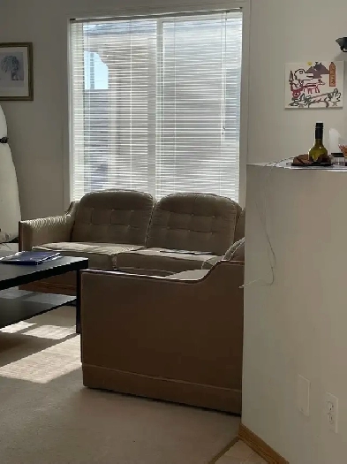 Short Term Room for Rent: upper floor, quiet, clean, safe