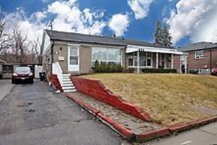 House for rent in Scarborough from September 1, 2026