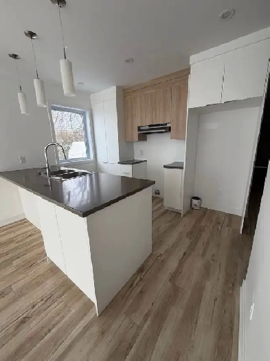 4 1/2 à louer - 2 bedrooms to rent