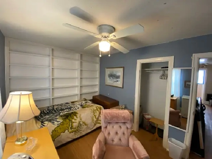 furnished room avail Sept 1
