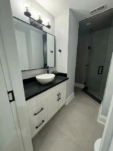 Bachelor Studio Basement Apartment in Brampton West Area