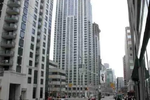 Furnished Bachelor/Studio at College Park 763 Bay Street