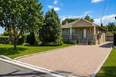 Bungalow Whole Main Floor for Rent