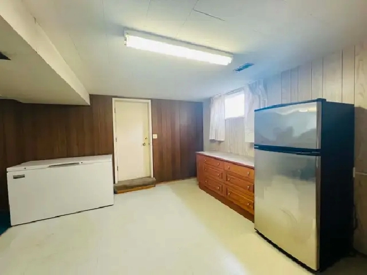 Private Room in Basement Suite – Available Sept 1 ($770/mo)