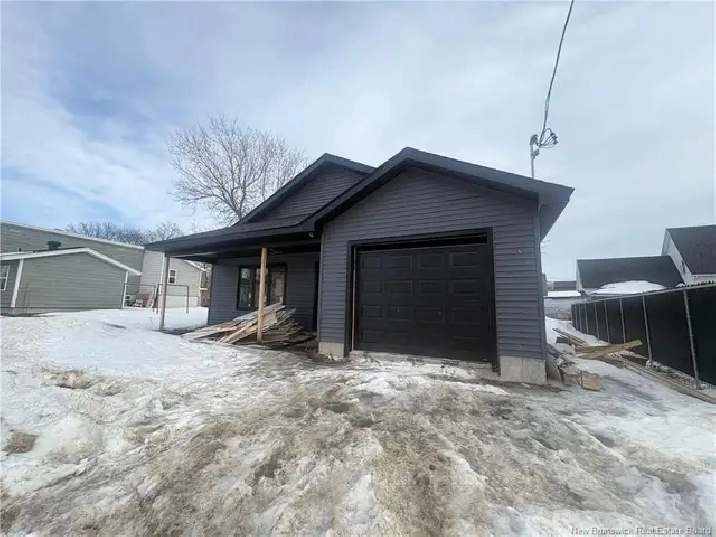 BRAND NEW HOUSE FOR SALE!!