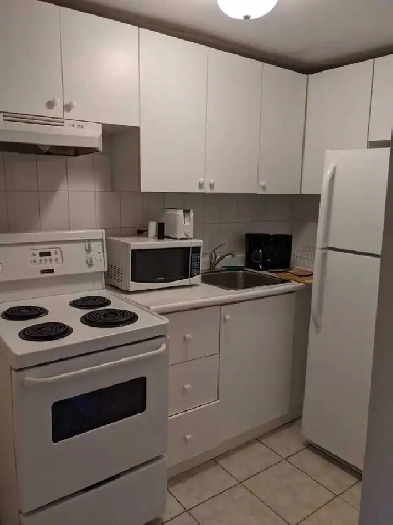 FULLY FURNISHED ONE BEDROOM UNIT