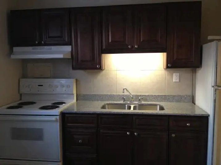 2 Bedroom Hamilton Mountain