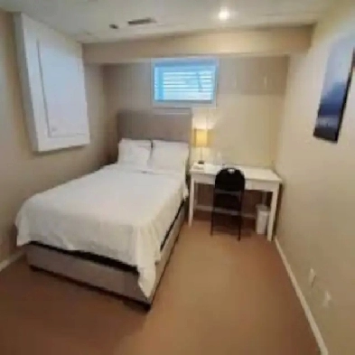 Room for rent in Calgary , Whitehorn, $475 , Train, SAIT, Bow V
