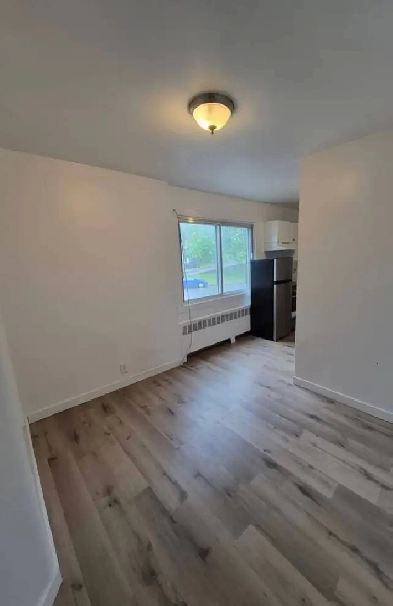 Studio à louer 1050$ tout inclus