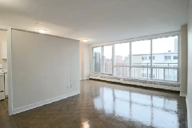 ONE MONTH FREE!    1 Bed Sandy Hill! - Ottawa U/Downtown/Market