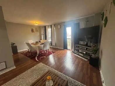FULL 3 BEDROOM RECENTLY RENOVATED TOWNHOUSE RENTAL IN BRAMPTON