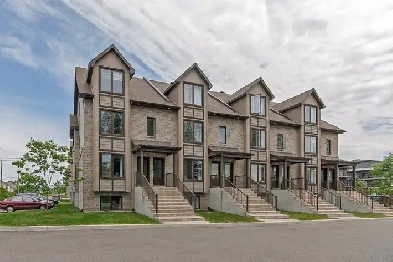 Grand condo 5 et demi à louer Blainville/Mirabel