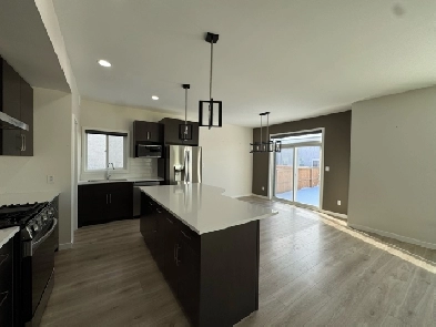 4Bed 3Bath House For Rent In Sage Creek