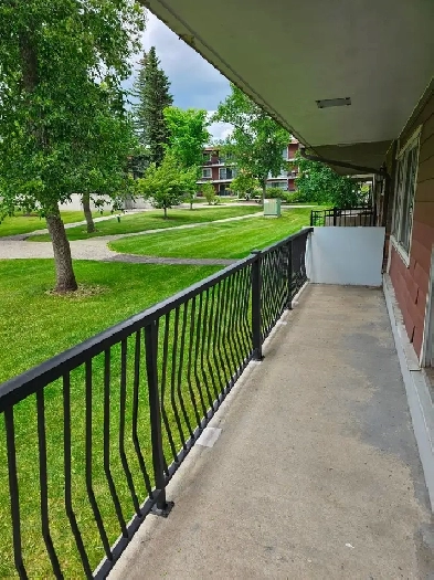 Desirable condo in Acadia