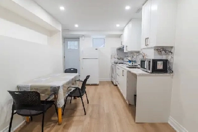 Basement for rent - Scarborough