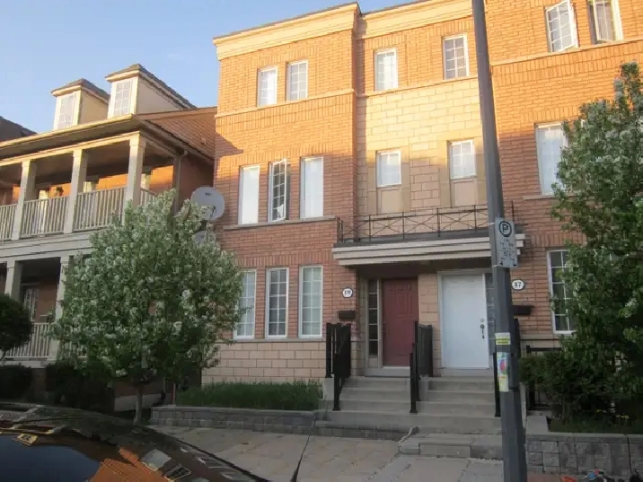 Student Room for Rent at York University Keele campus