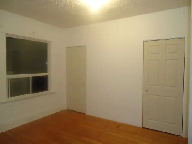 Furnished 1st Flr bedroom Sept 1, near Bloor & Dufferin Subway S