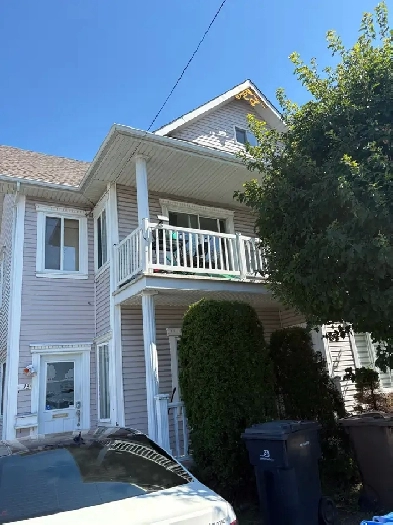Grand 4 1/2 à Ste-Therese